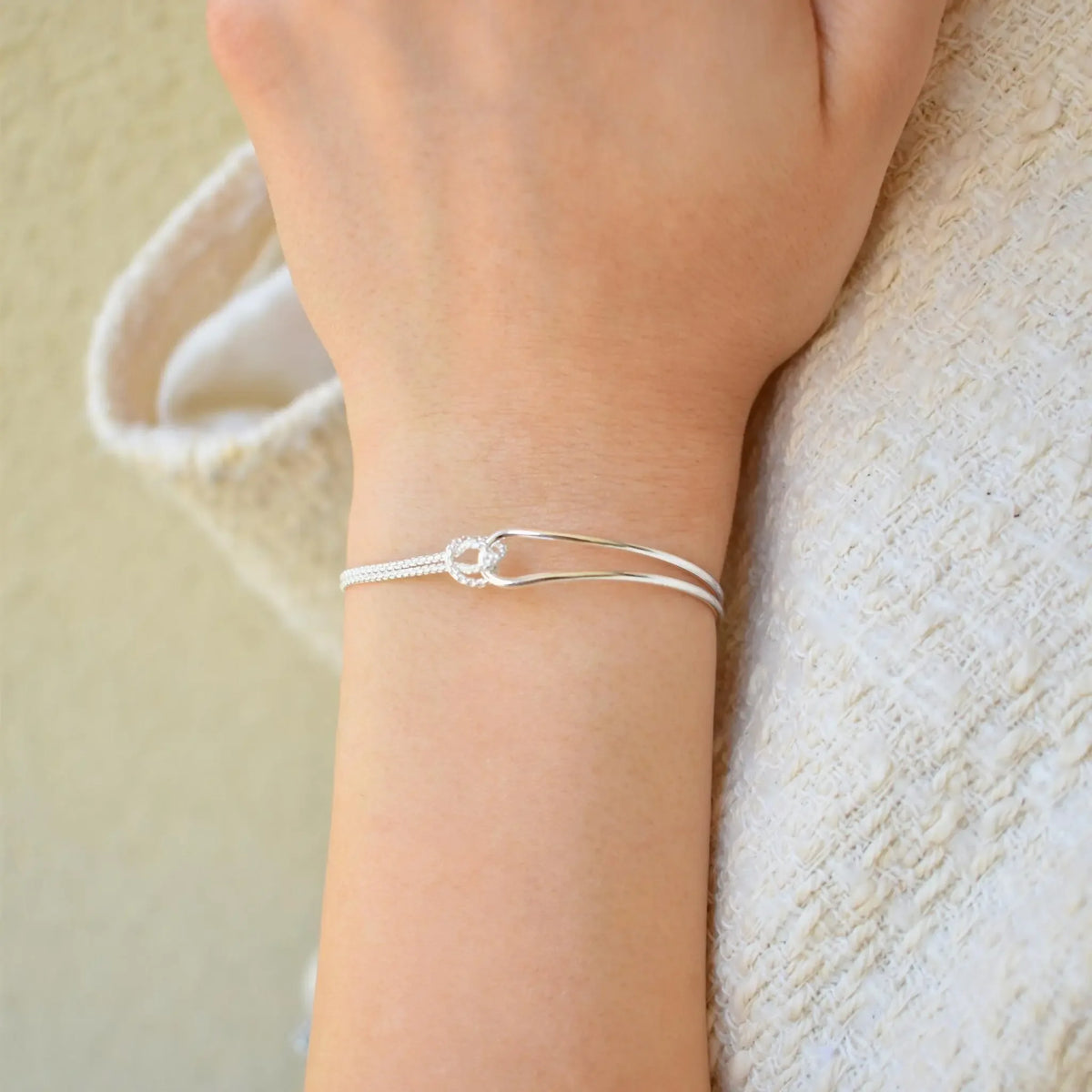 The Love Knot - 925 Sterling Silver Bracelet in Lebanon