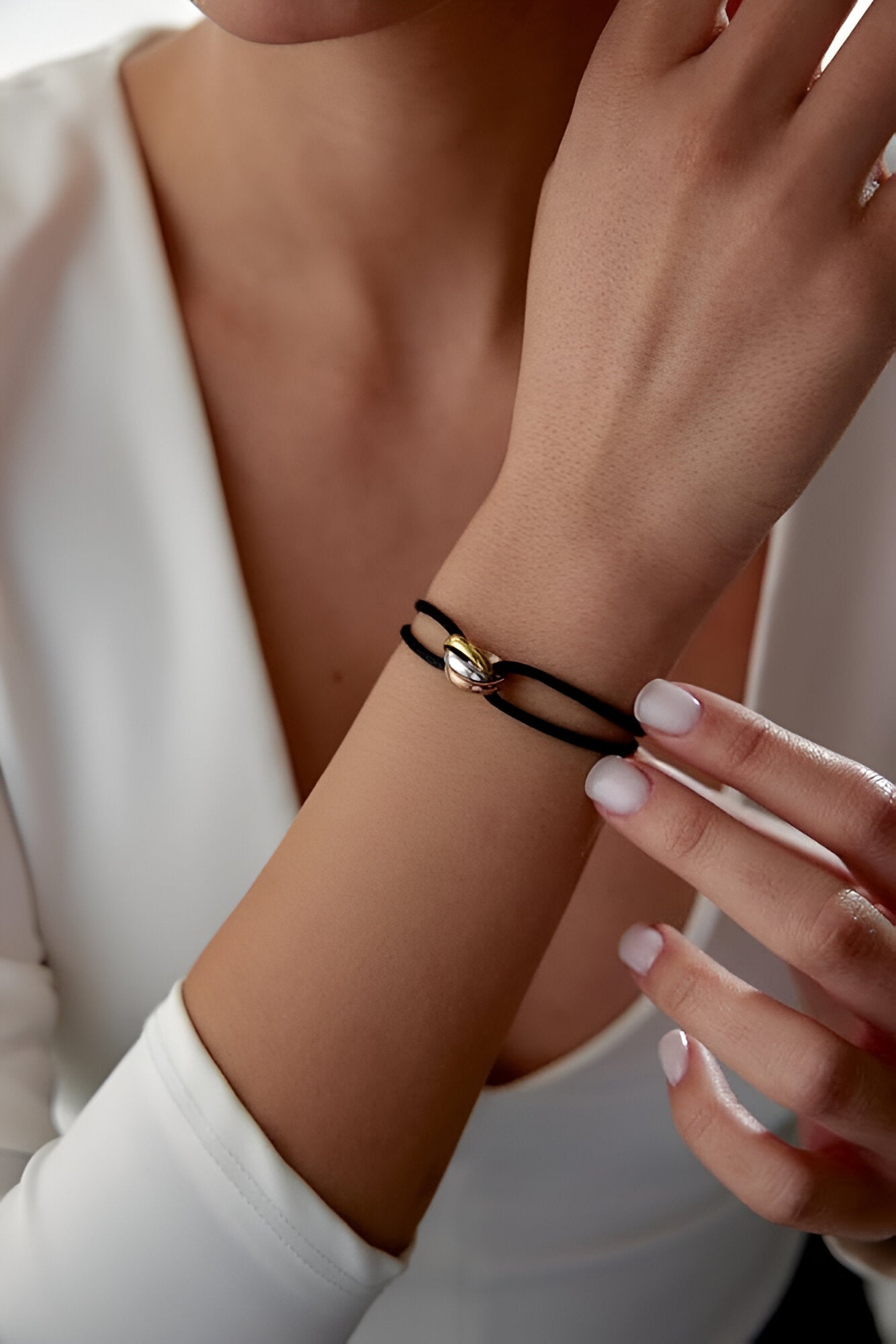 Trinity - 18k Gold Coated Bracelet in Lebanon