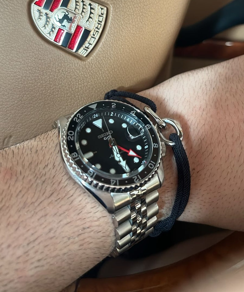 Customer wearing Velmont